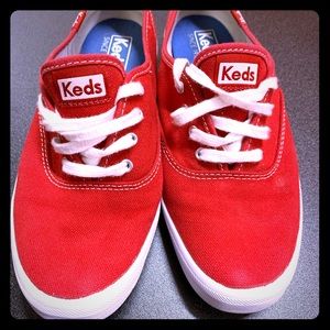 Women’s Keds - size 7 - like new - red